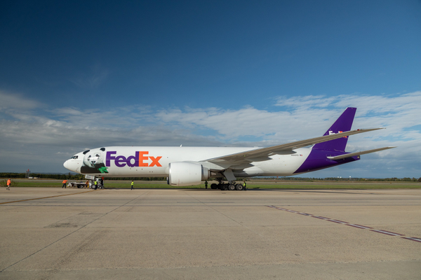 FedEx Panda Express completes first-ever roundtrip deliveries, continuing the company’s support of giant panda conservation