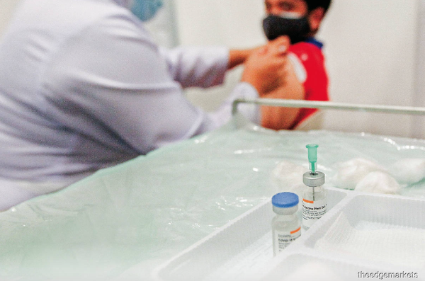 Why is Selangor lagging behind in vaccinating its residents?