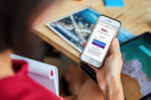 FedEx boosts convenience with new paperless home pick-ups  using FedEx Ship Manager® Lite