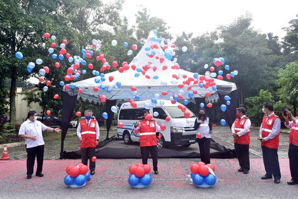 Relaunch of Pfizer Malaysia’s Care-A-Van Programme
