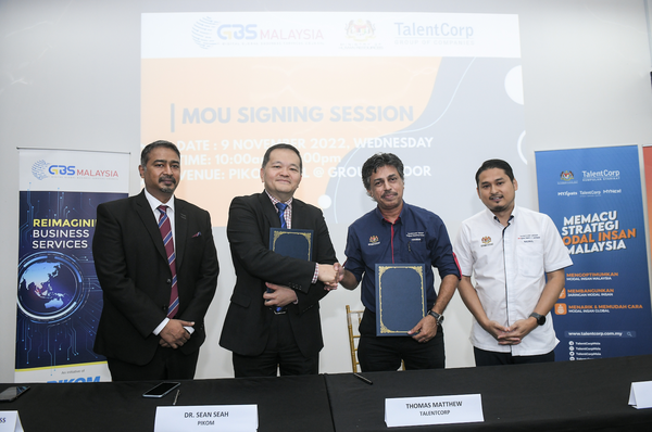 TalentCorp and Pikom to boost global business services jobs